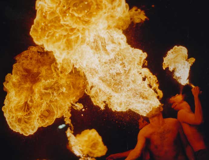 cracheurs de feu